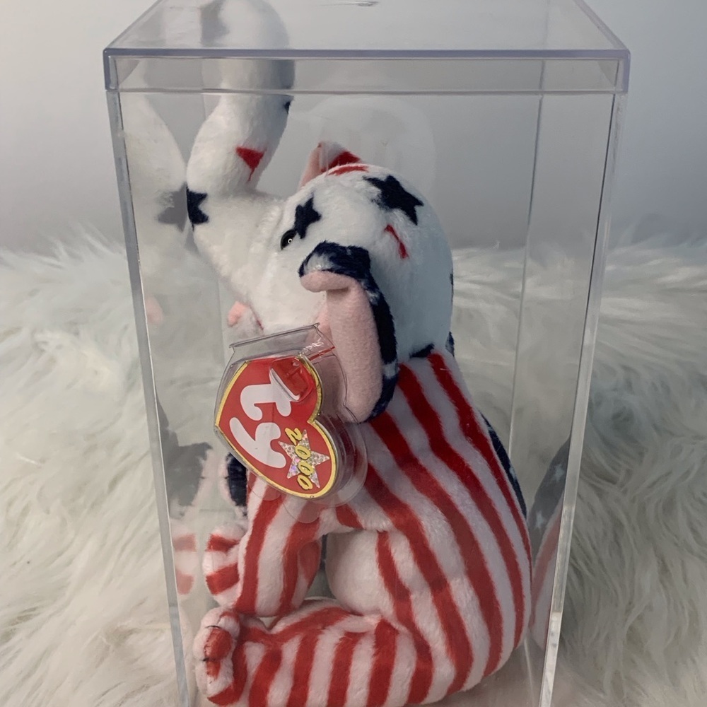 Ty (13) Righty 2000 Red and White Stuffed Animal Plush Toy - Picture 12 of 15